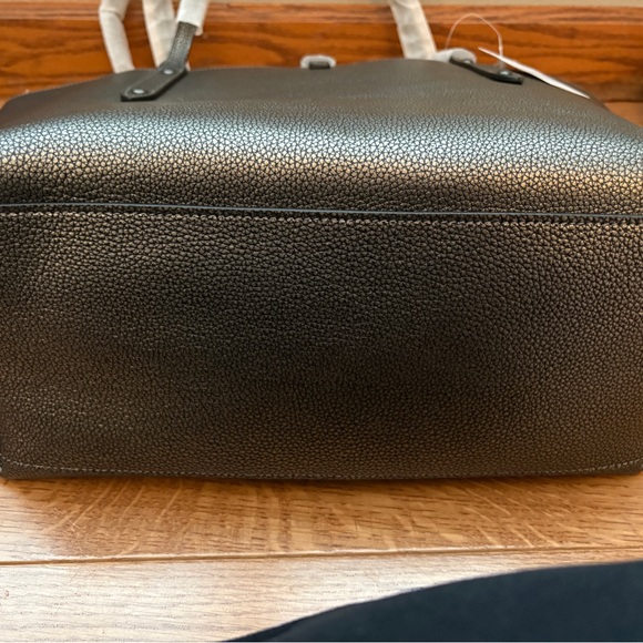 Coach Market Tote - Picture 8 of 9